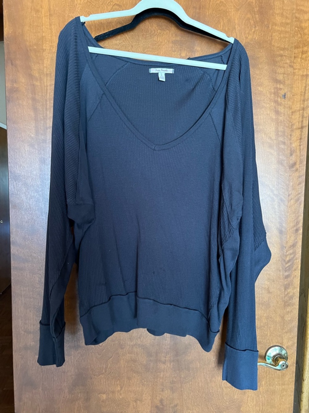 Free People Ribbed V-Neck Sweater Top in Charcoal New in Bag.